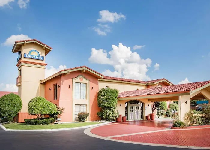 Motel: Days Inn By Wyndham Little Rock/Medical Center